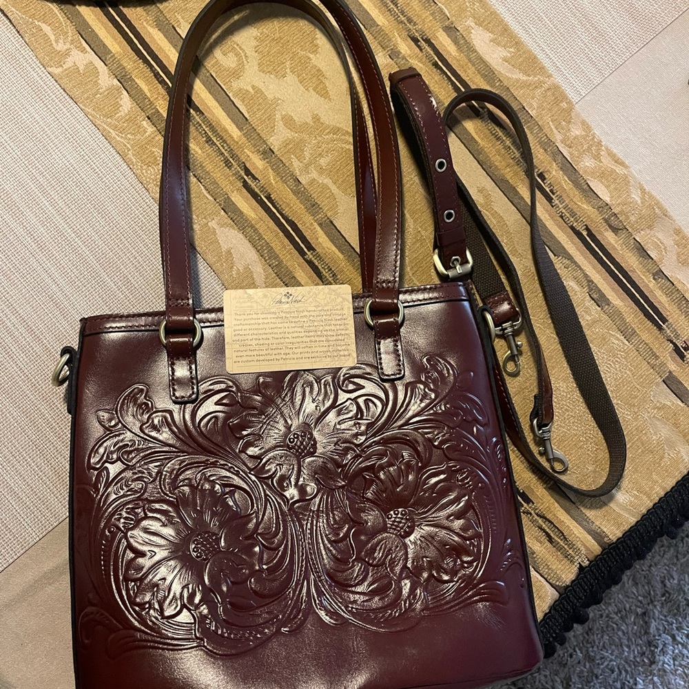 Elegant Floral Embossed Leather Bag